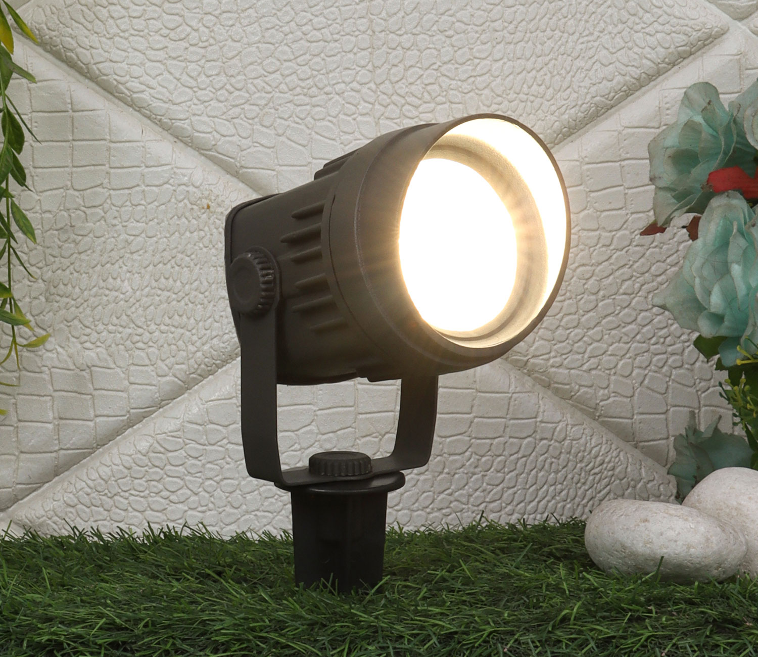Heavy Duty Outdoor Lights for Sale